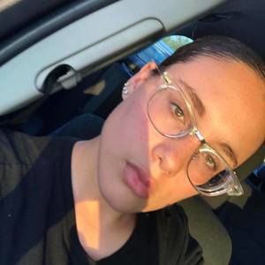 Meet your Posher, Roberta